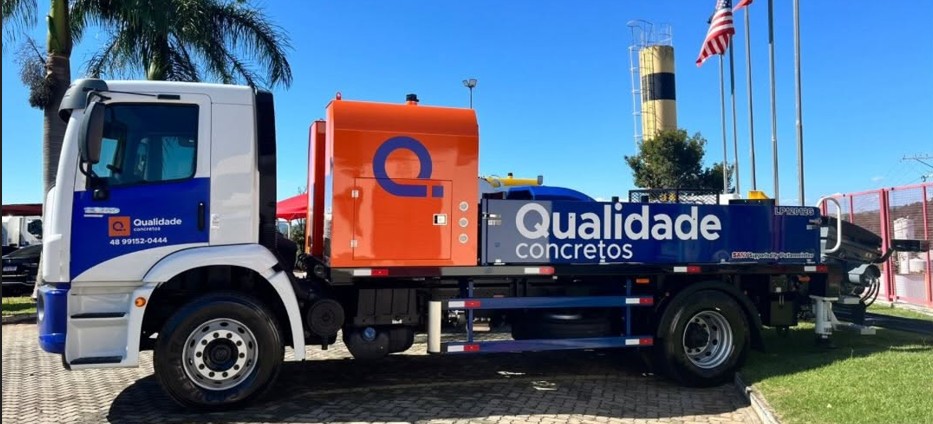 Qualidade Concretos contact channels for quotes and customer service